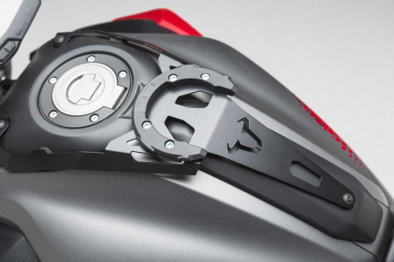 SW-Motech Quick-lock Evo tankring adapterkit, Yamaha MT-07 / FZ-07 ('14-'17), N.v.t. (2 van 2)